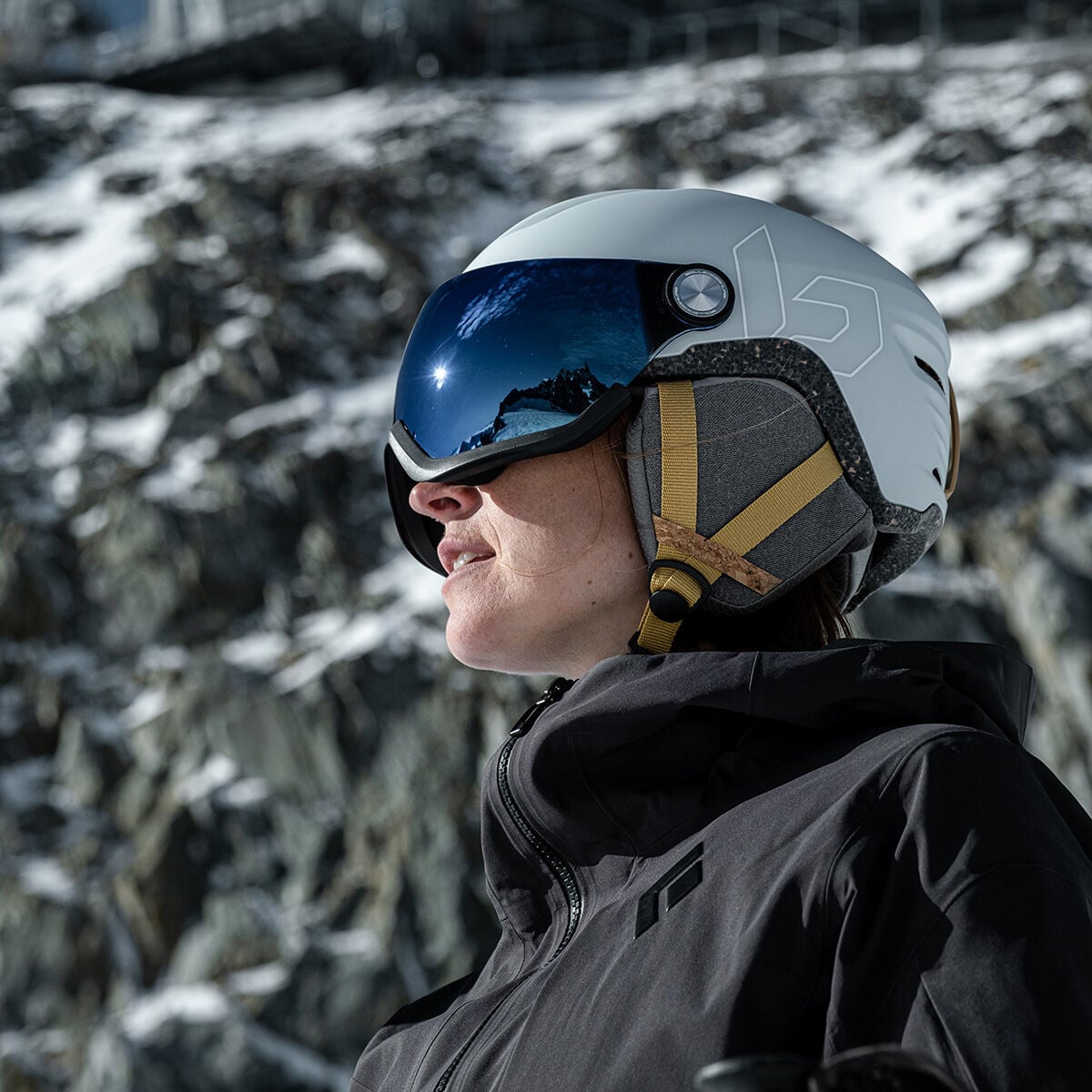 V-ATMOS, Ice White Matte-Photochromic Blue, hi-res image number null